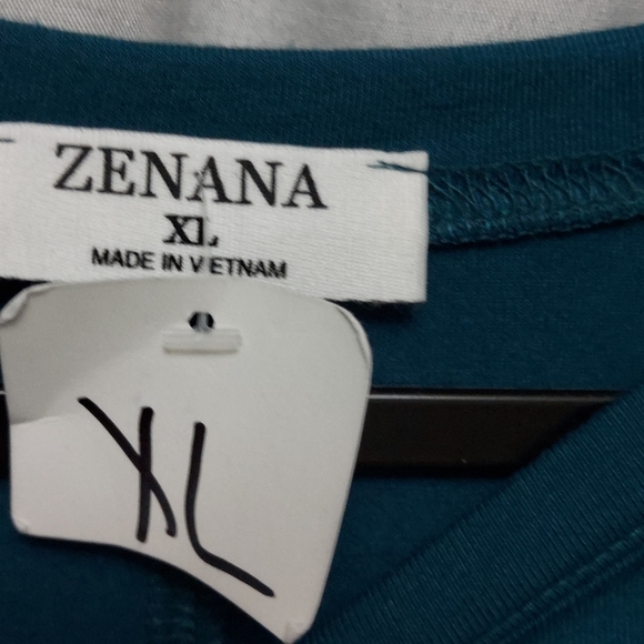 High low blouse - Picture 3 of 5